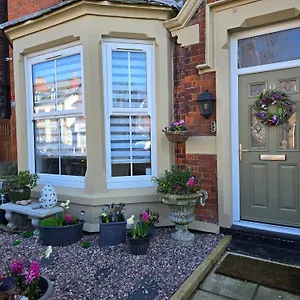 Windmill House Lytham Homestay